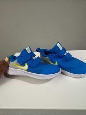 Nike Kids Blue and Neon Yellow Velcro Sneakers